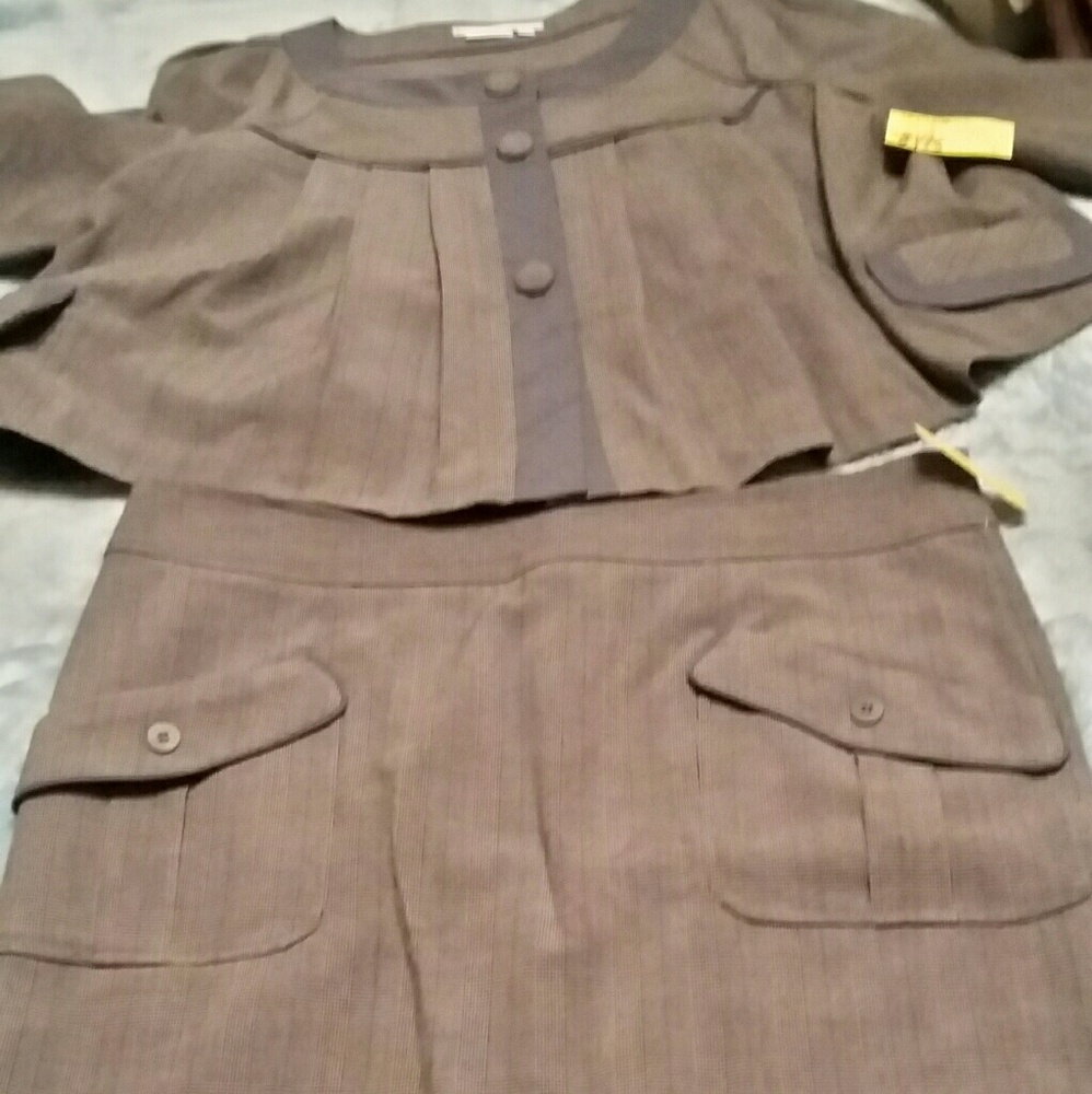 To the Max women's suit